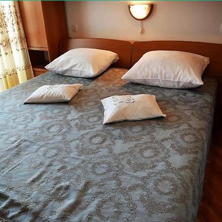 Apartment Eufemija-Rab Kampor 外观 照片